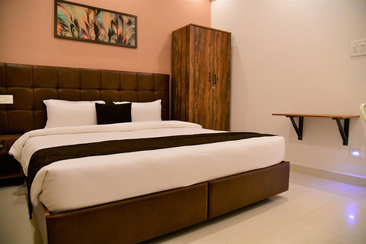 Xcel Luxury Hotel Apartments-Home Living Redefined Mysore Ngoại thất bức ảnh